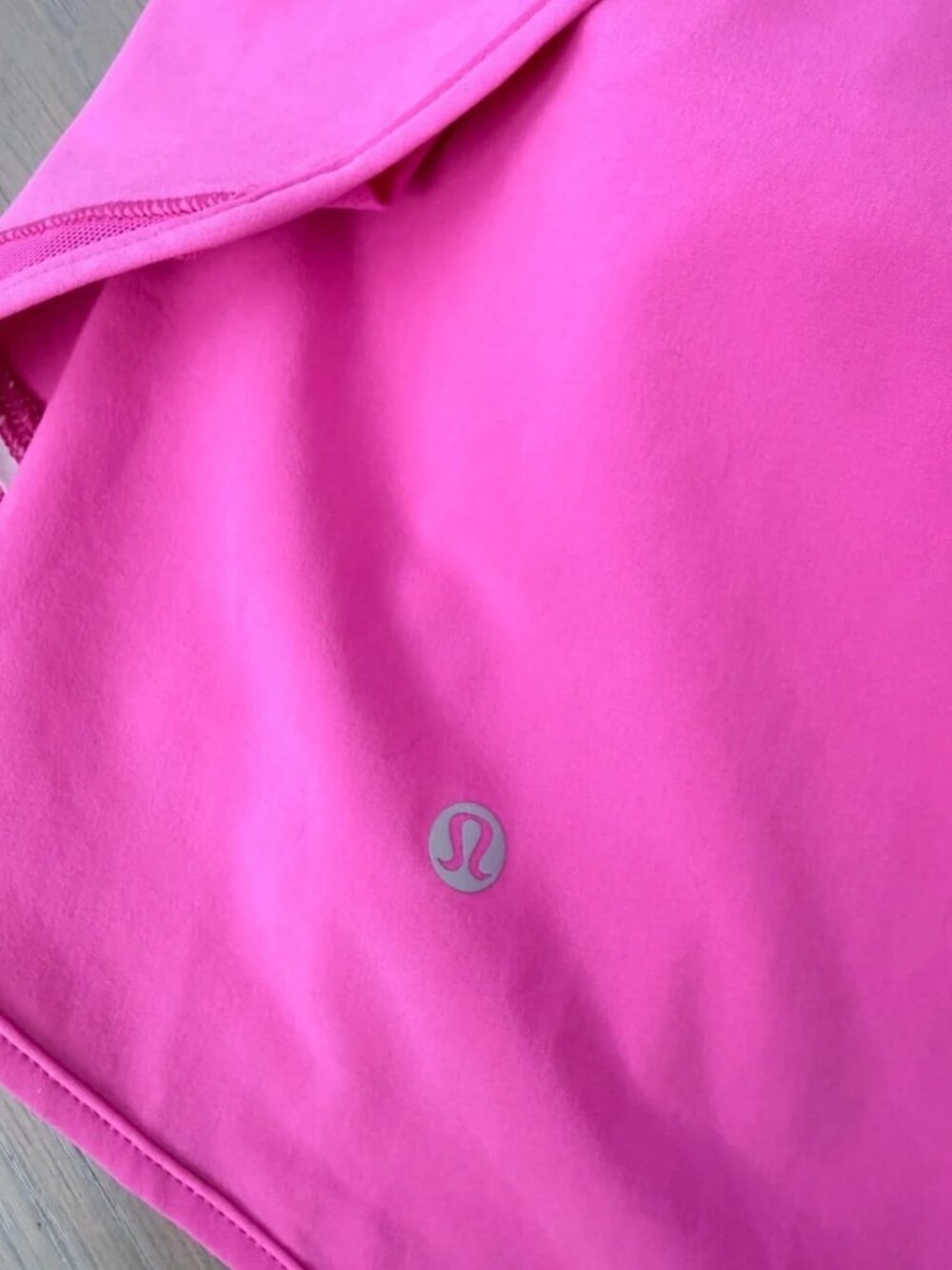 Lululemon Hotty Hot High-Rise Skirt – Size 12 – Sonic Pink 💖 - Picture 3 of 4